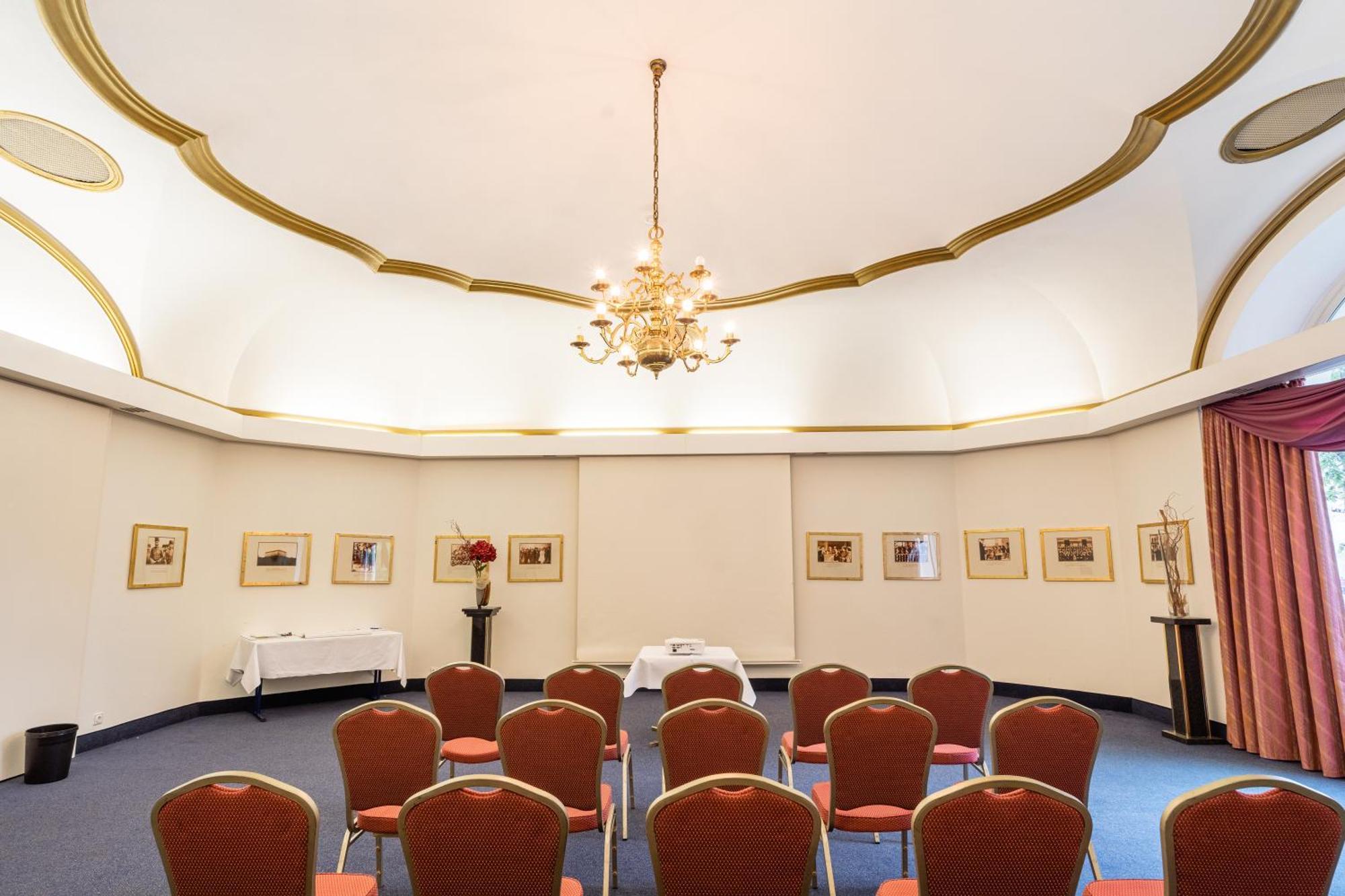Parkhotel Kurhaus Бад Кройцнах Екстериор снимка